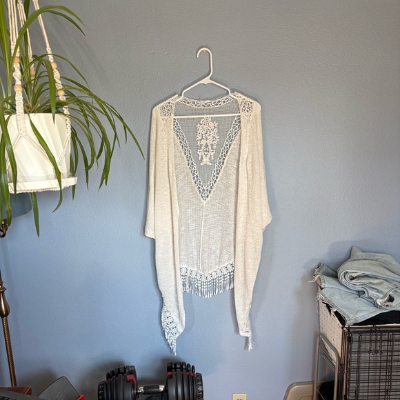 Sweaters - Dreamy Macramé Kimono. Shawl. Bohemian. Penny lane. Swim coverup. Size medium